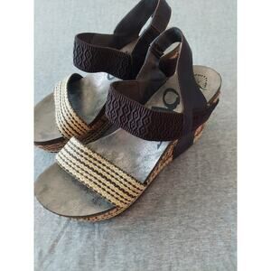 OTBT Bushnell Wedge Sandals Leather Textile Brown Fabric  Sz 9M